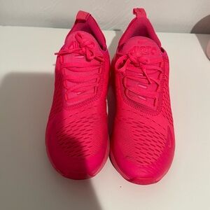 Size 8.5 Bright pink women’s air max 270
